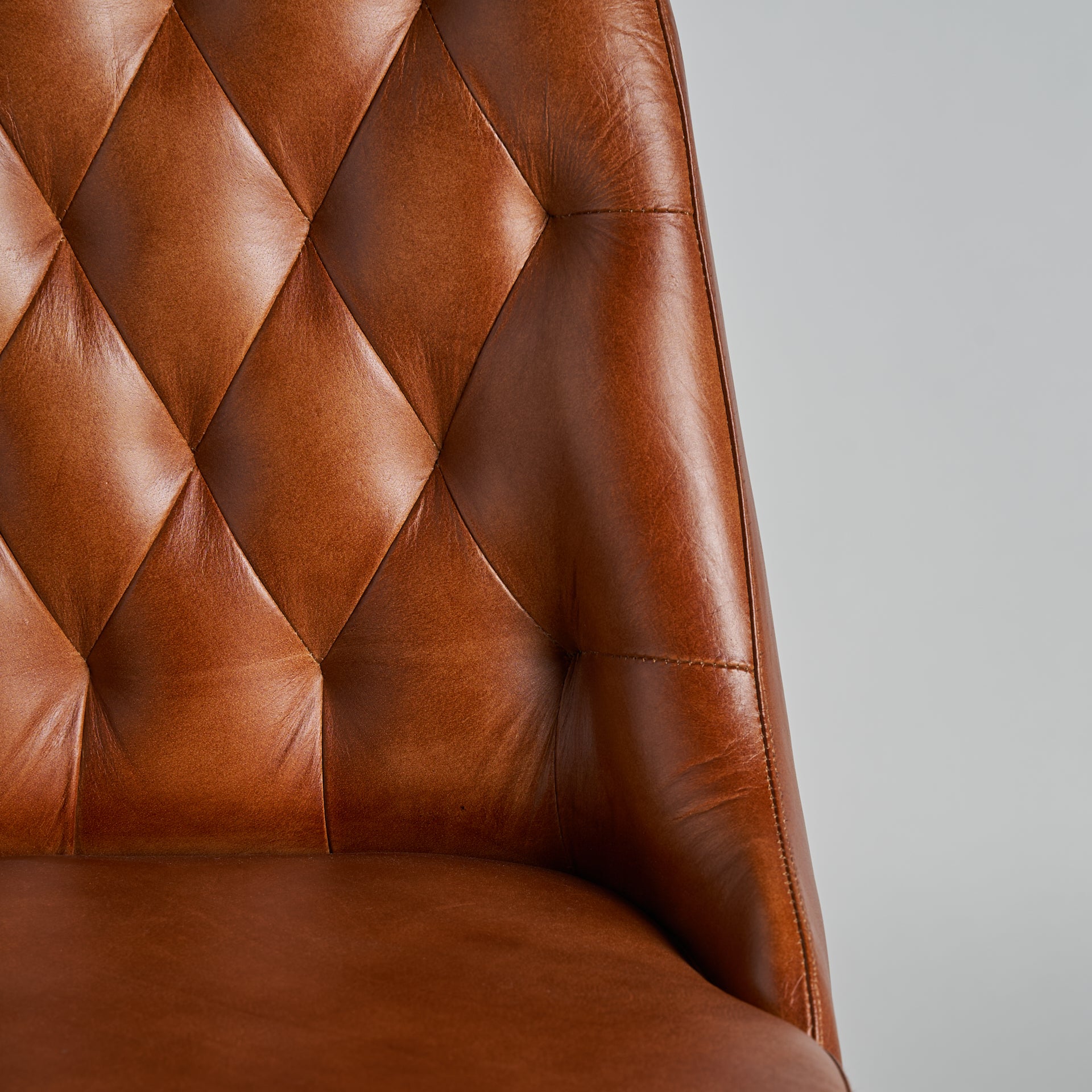 DEXTER CHAIR